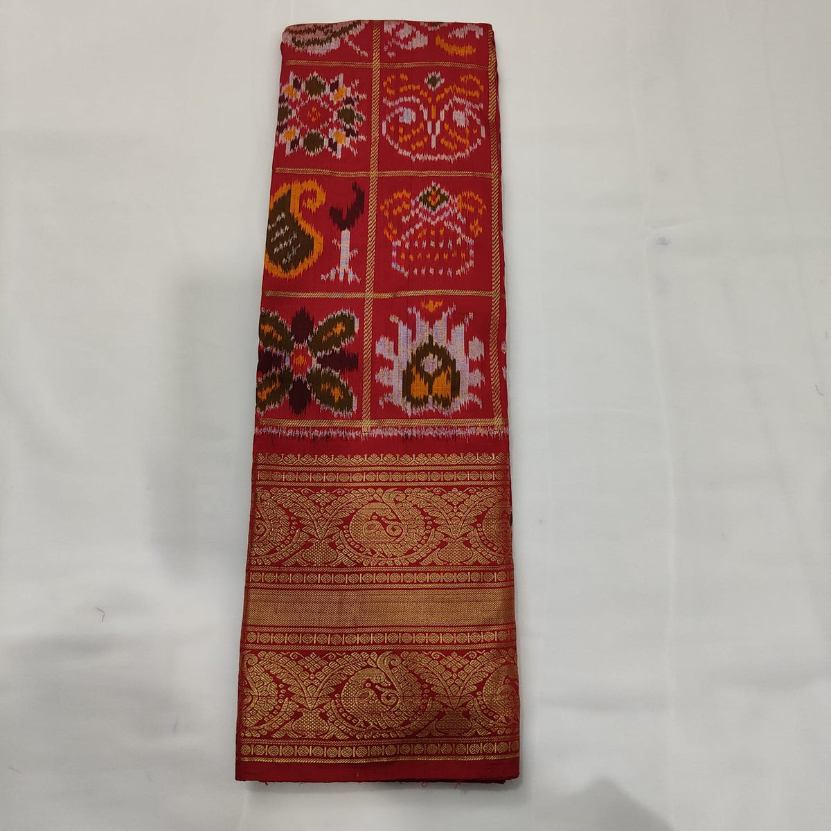 Ikat Saree in Maroon with Wide Zari Border, view 2