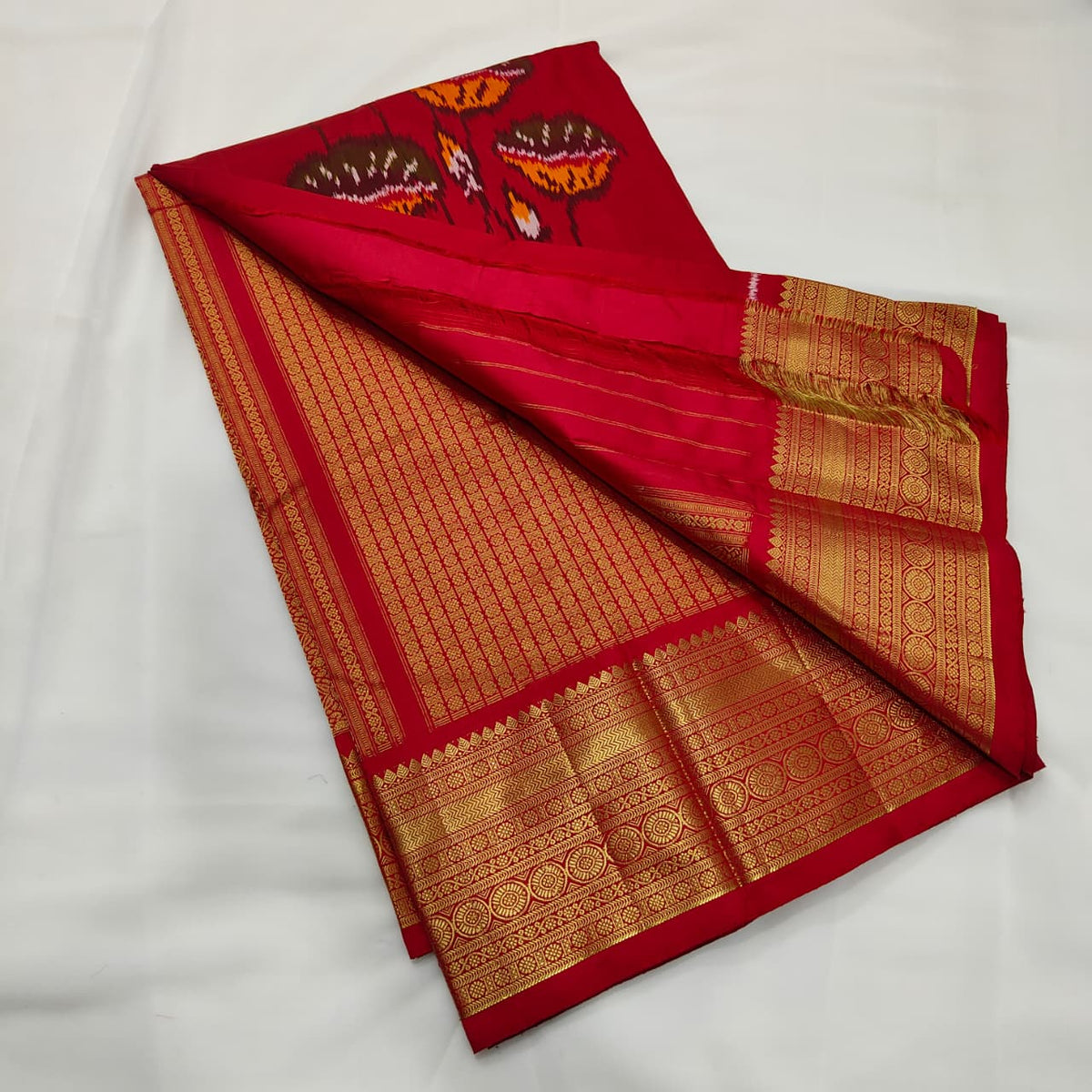 Ikat Saree in Crimson with Kamadhenu Pallu, view 2