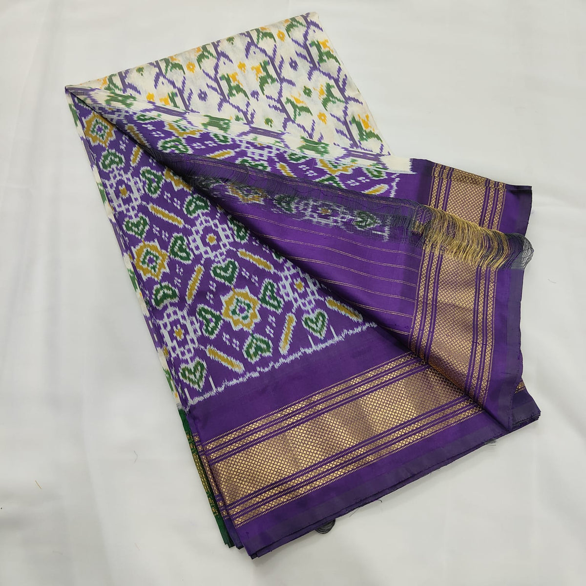 Ikat Saree in Ivory with Violet Zari Border, view 3