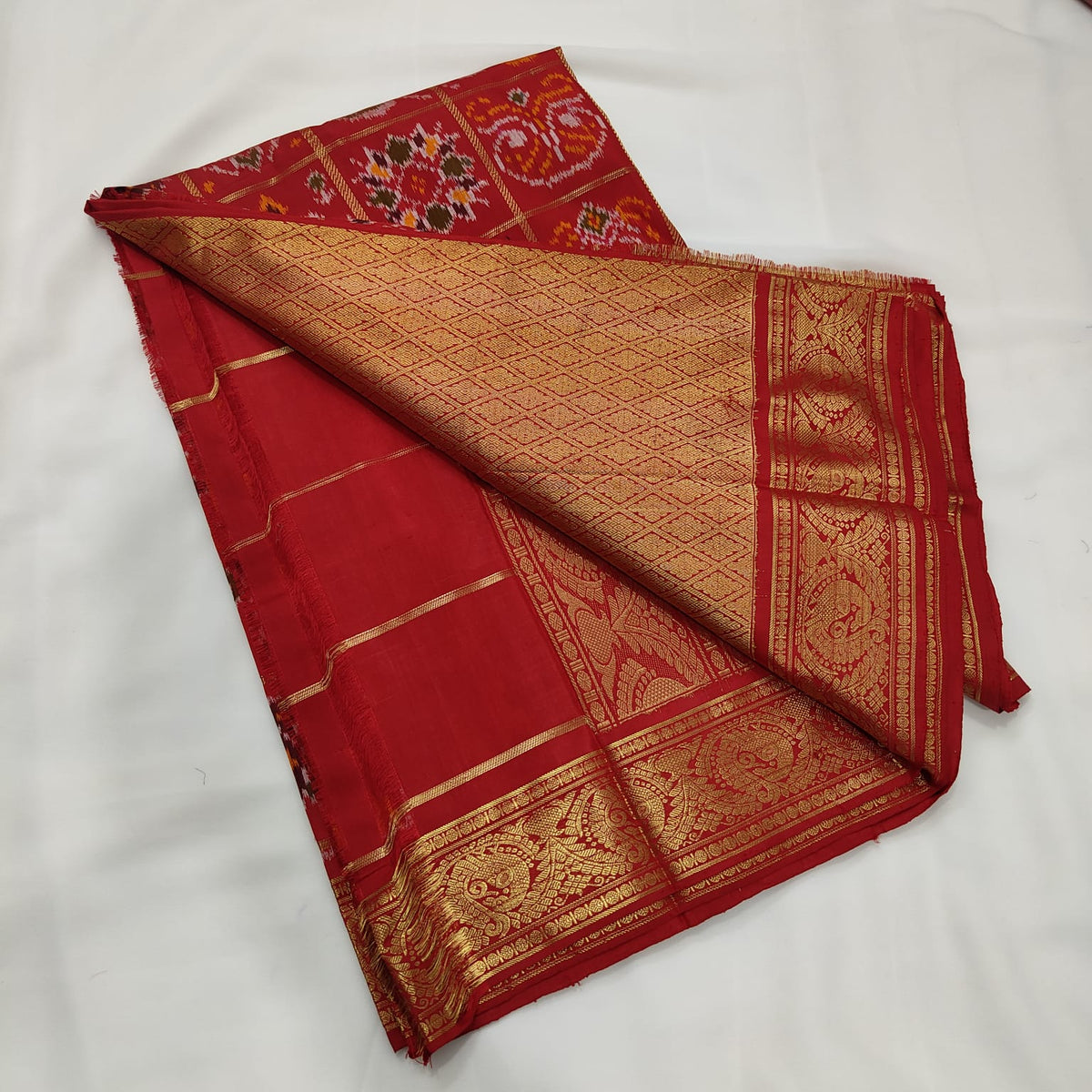 Ikat Saree in Maroon with Wide Zari Border, view 3
