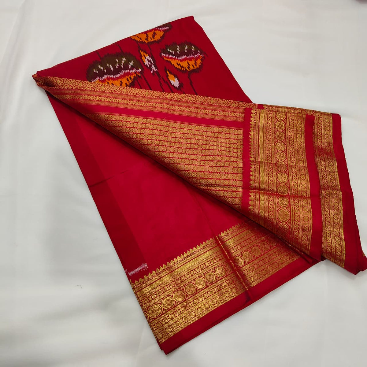 Ikat Saree in Crimson with Kamadhenu Pallu, view 3