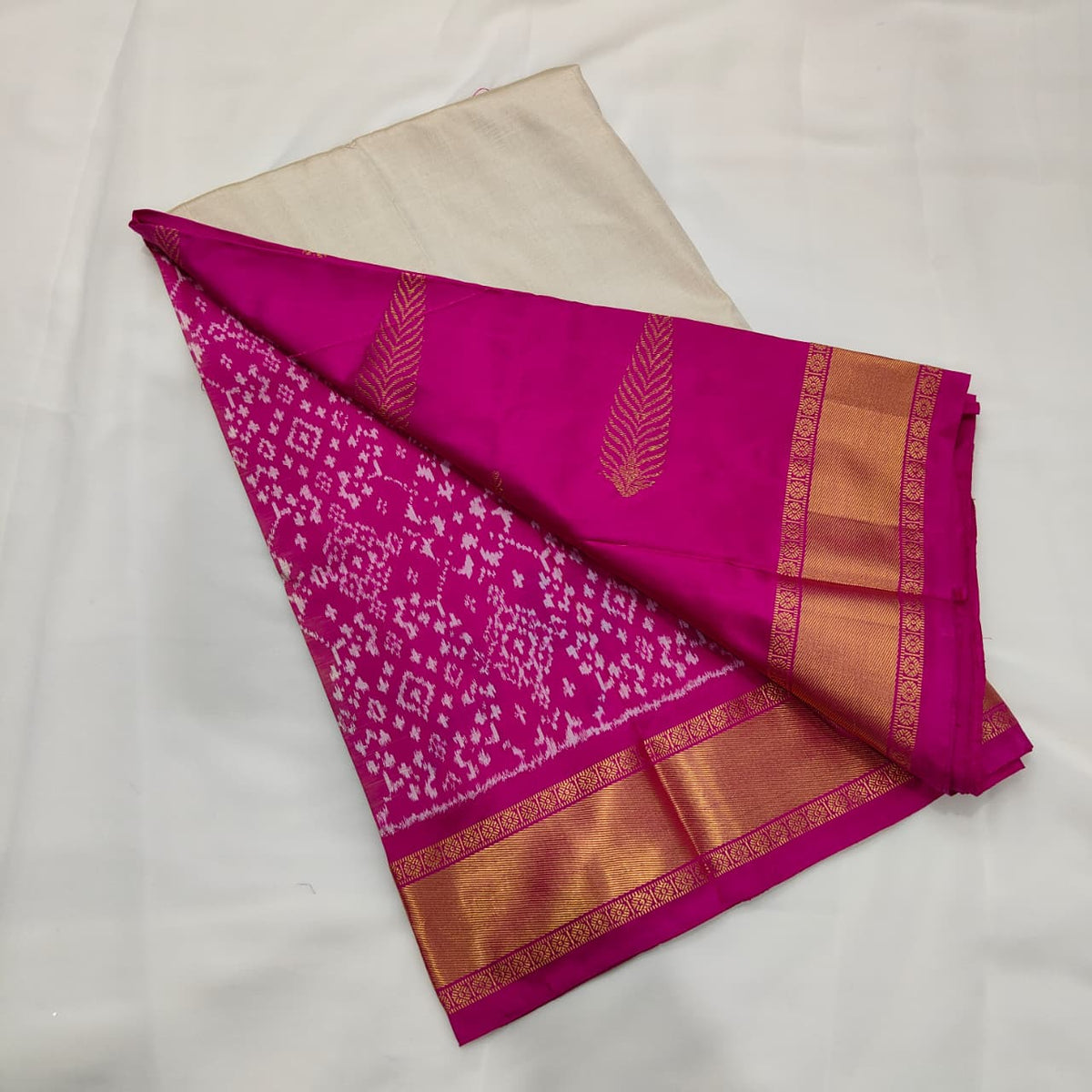 Ikat Saree in Magenta with Gold Zari Border, view 2