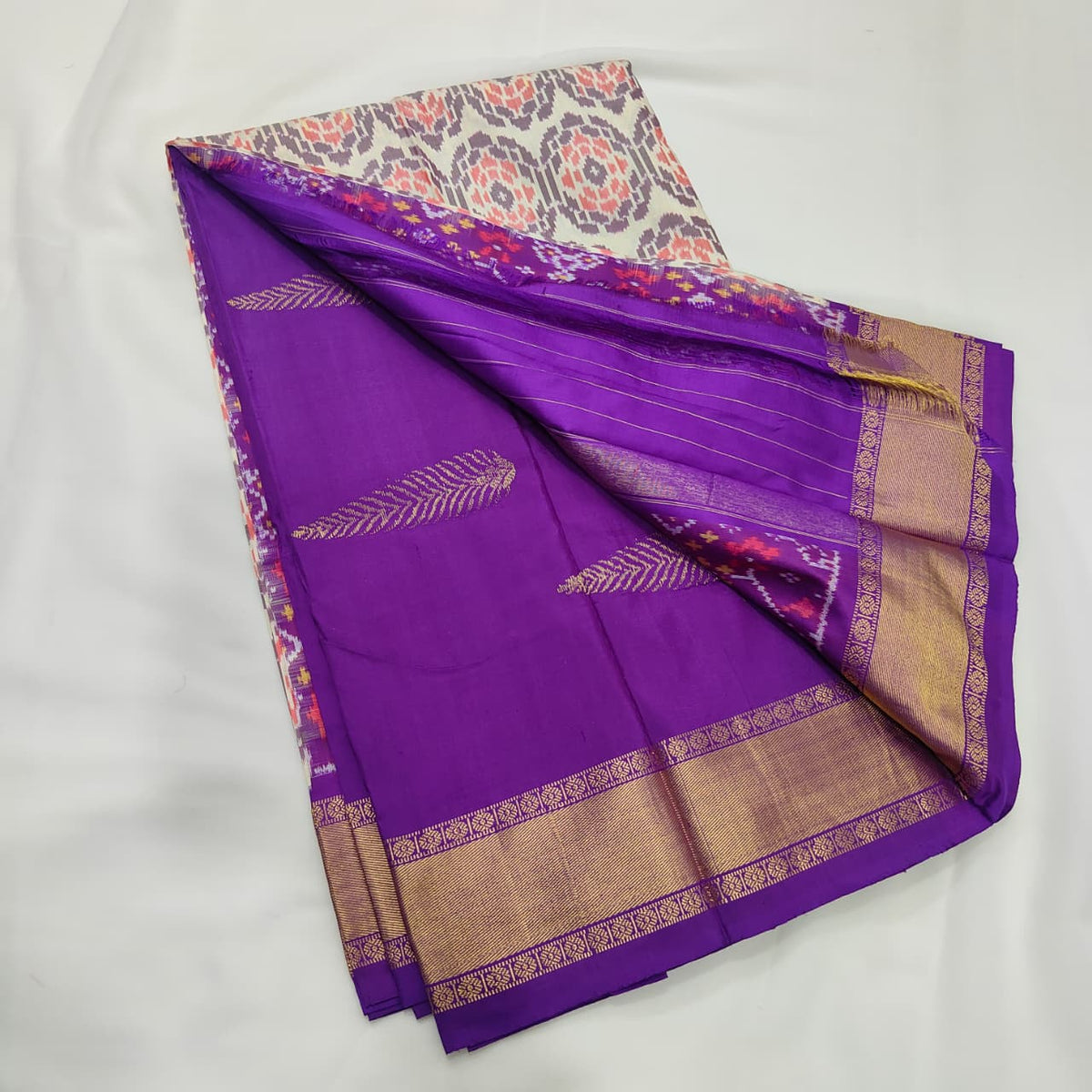 Ikat Saree in Ivory with Violet Zari Border, view 3