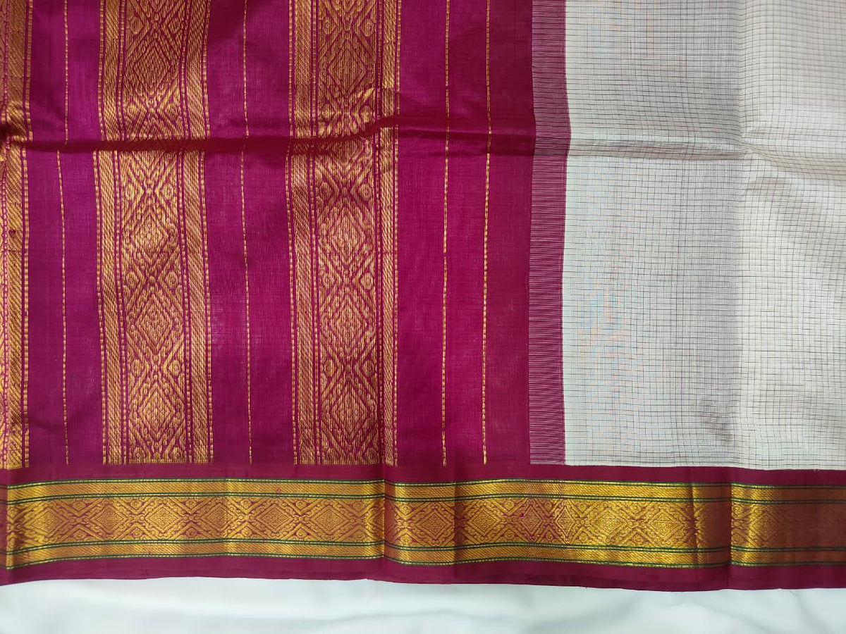 Kuppadam Saree in Ivory Checks with Magenta Pallu, view 3