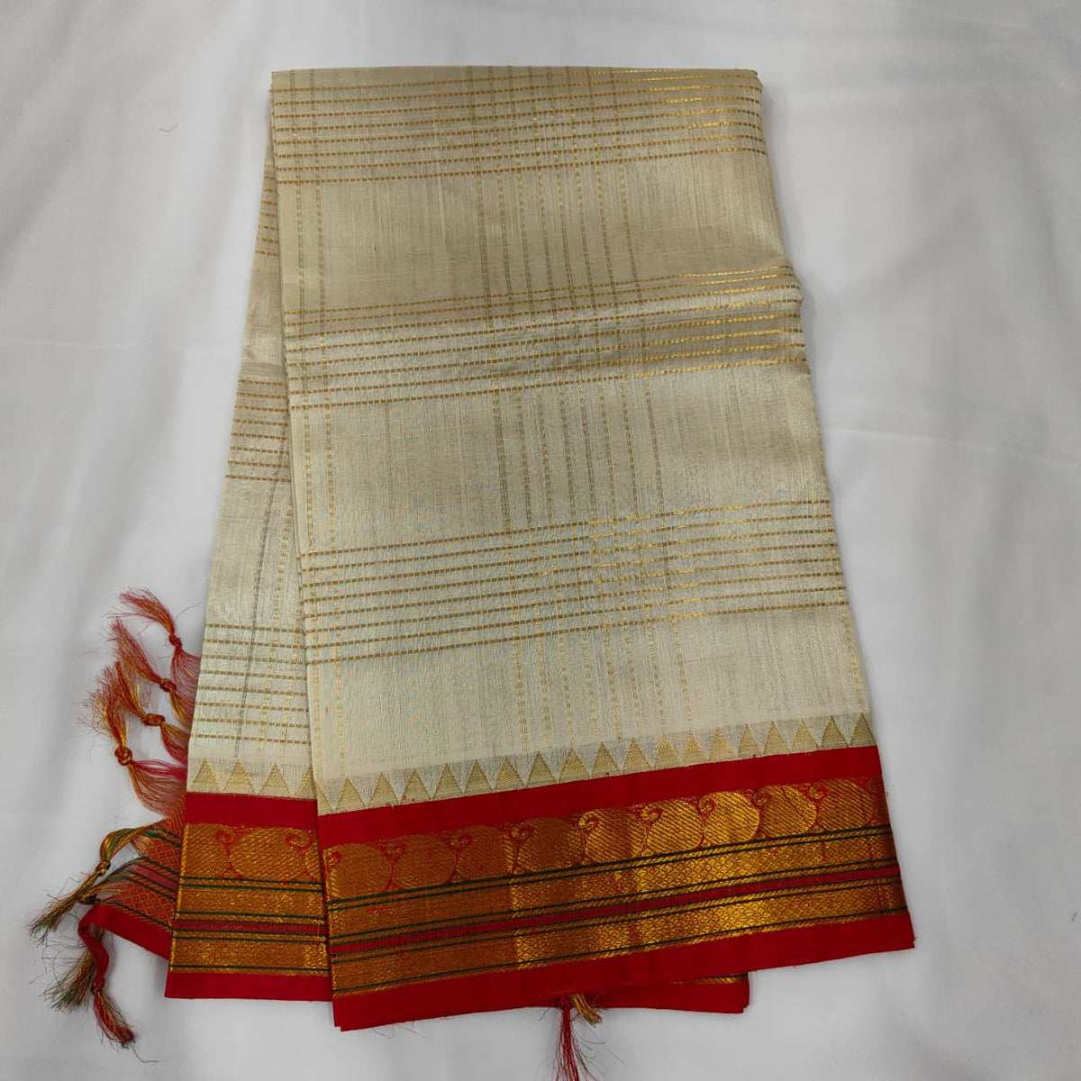 Kuppadam Saree in Cream with Red Border, view 1